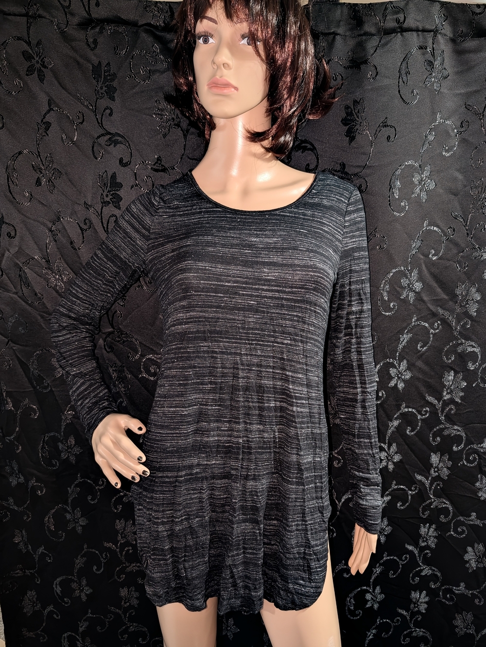 Apt. 9 Black Heather Long-Sleeve Tunic